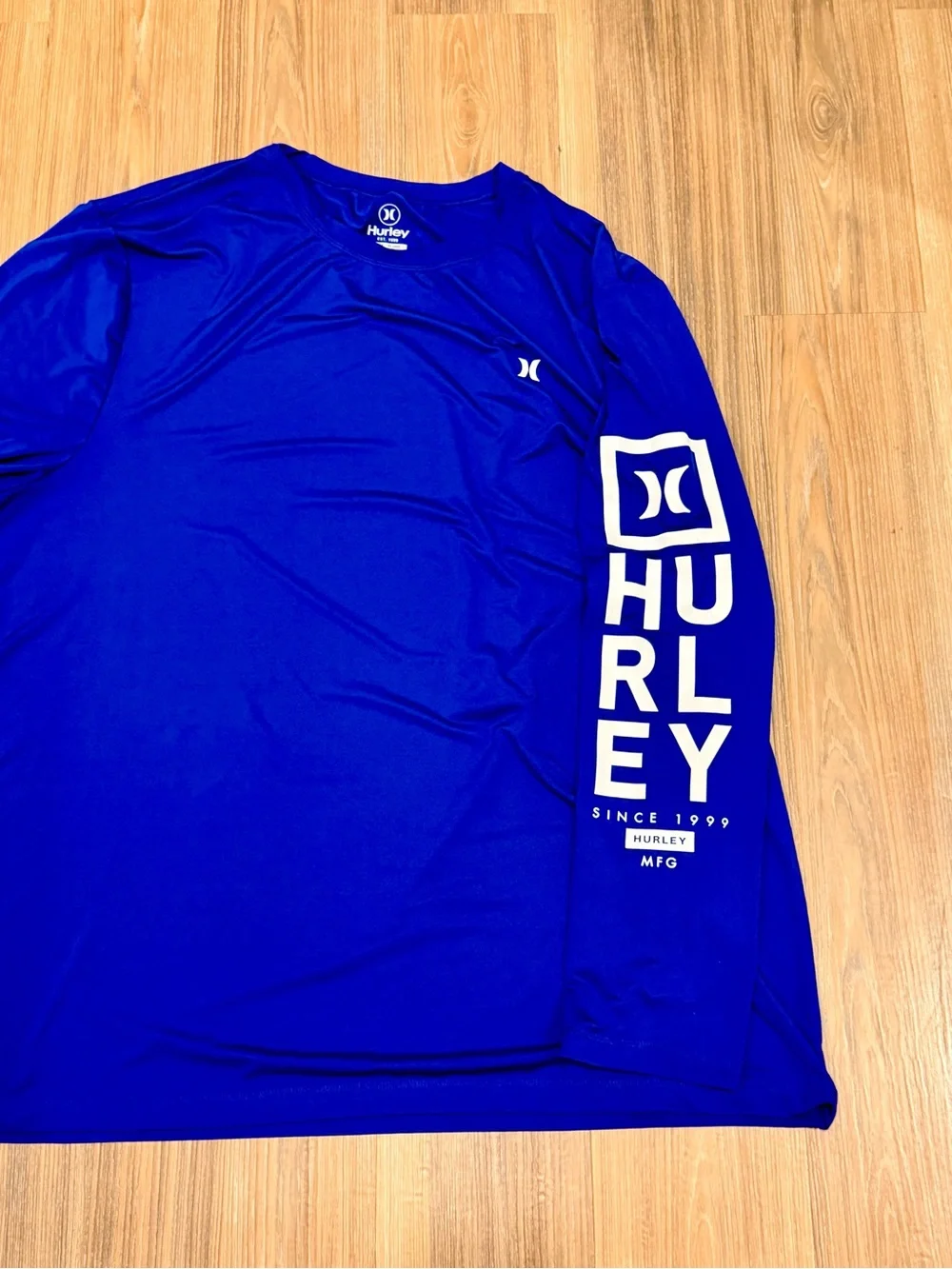 Hurley Men's XXL Long Sleeve Swim Shirt